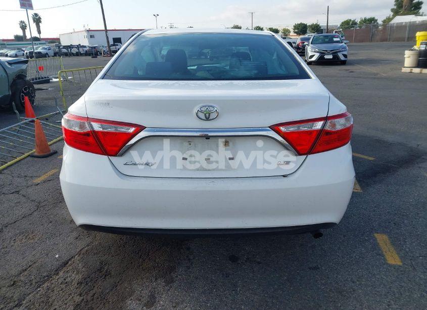 Photo 15 of 2016 Toyota Camry LE (VIN 4T4BF1FK9GR523978)