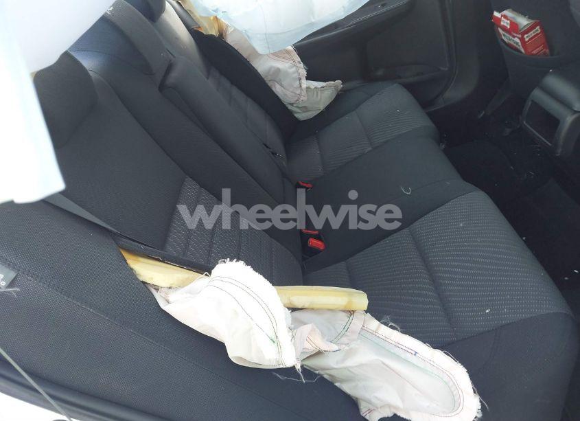 Photo 8 of 2016 Toyota Camry LE (VIN 4T4BF1FK9GR523978)