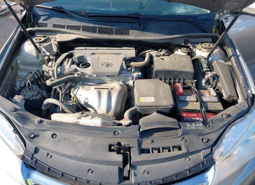 Photo 10 of 2016 Toyota Camry LE (VIN 4T4BF1FK9GR544751)