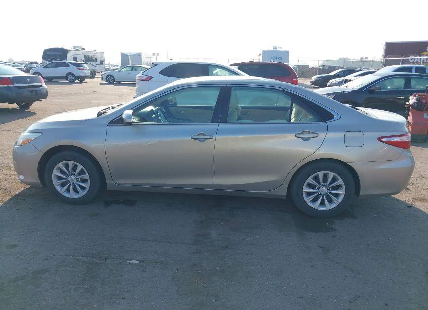 Photo 14 of 2016 Toyota Camry LE (VIN 4T4BF1FK9GR544751)