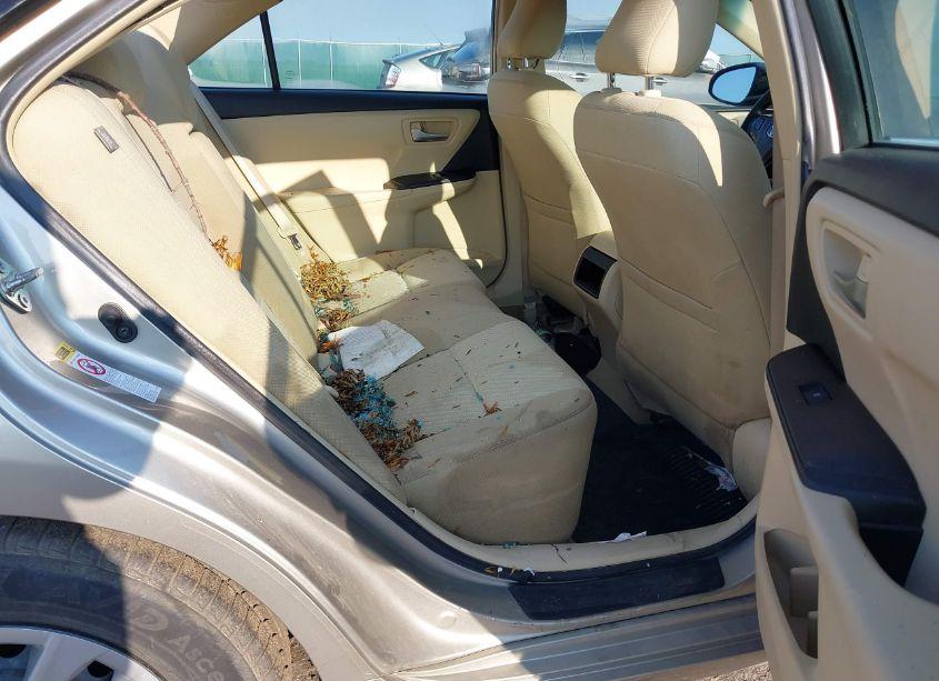 Photo 8 of 2016 Toyota Camry LE (VIN 4T4BF1FK9GR544751)