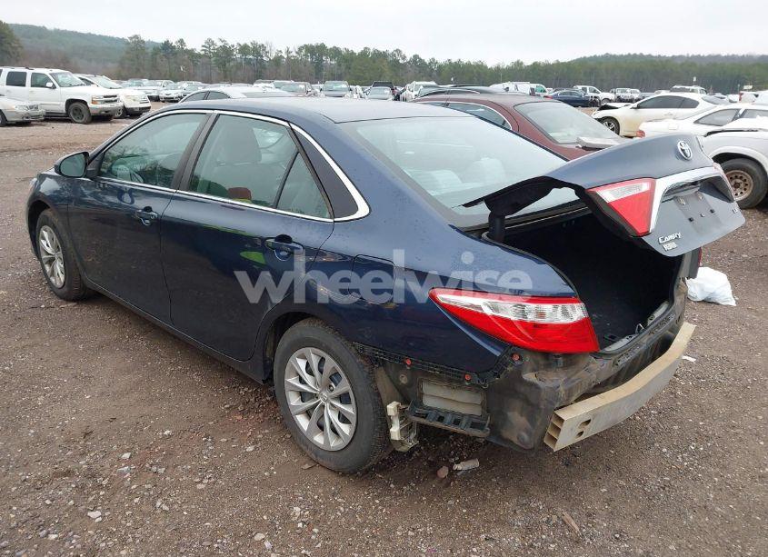 Photo 3 of 2016 Toyota Camry LE (VIN 4T4BF1FK9GR548167)