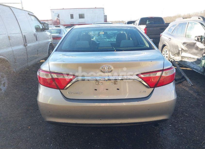 Photo 16 of 2016 Toyota Camry LE (VIN 4T4BF1FK9GR558844)