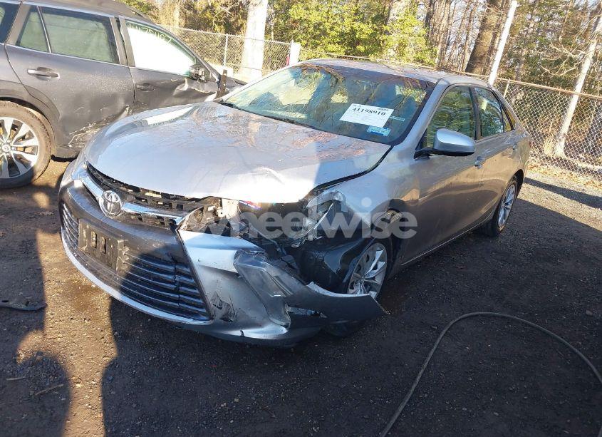 Photo 2 of 2016 Toyota Camry LE (VIN 4T4BF1FK9GR558844)