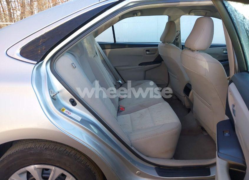 Photo 8 of 2016 Toyota Camry LE (VIN 4T4BF1FK9GR558844)