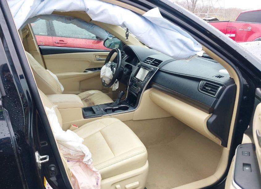 Photo 5 of 2016 Toyota Camry XLE (VIN 4T4BF1FK9GR560254)