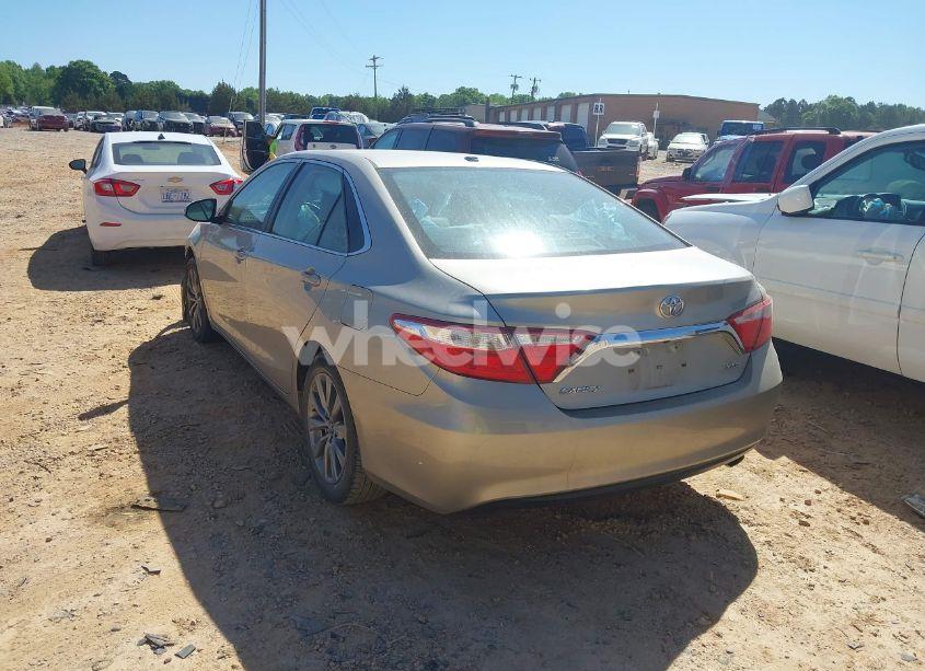 Photo 3 of 2016 Toyota Camry XLE (VIN 4T4BF1FK9GR565244)