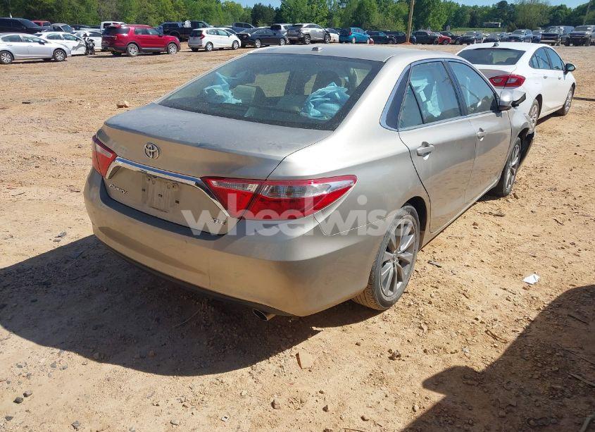 Photo 4 of 2016 Toyota Camry XLE (VIN 4T4BF1FK9GR565244)