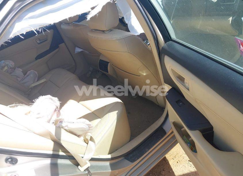 Photo 8 of 2016 Toyota Camry XLE (VIN 4T4BF1FK9GR565244)