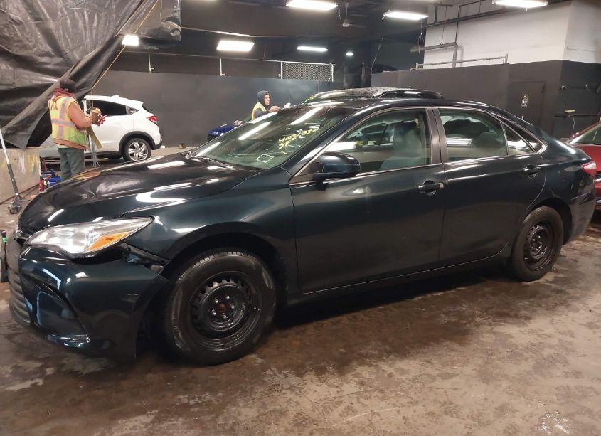 Photo 2 of 2016 Toyota Camry LE (VIN 4T4BF1FK9GR570895)