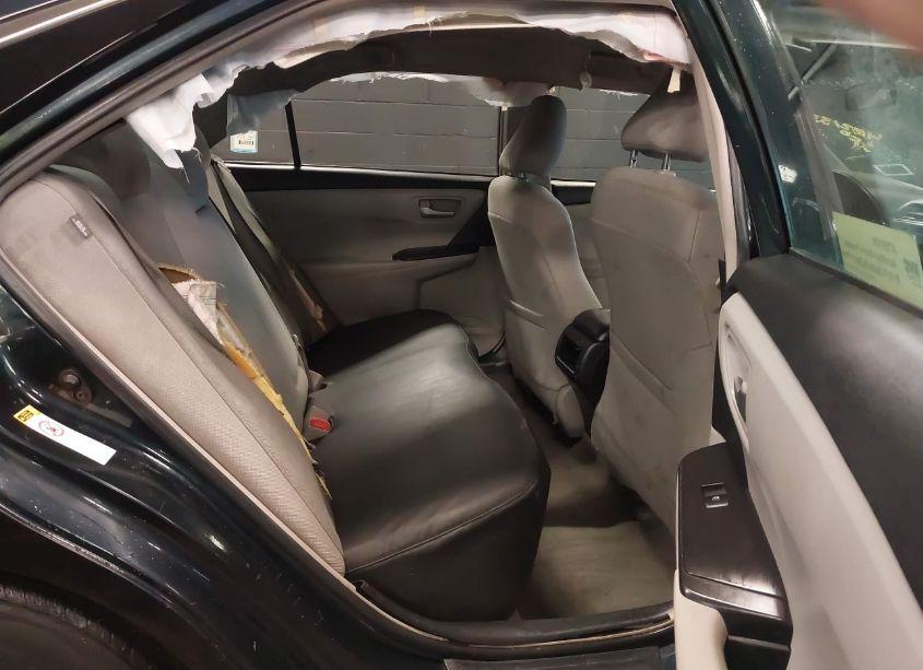 Photo 8 of 2016 Toyota Camry LE (VIN 4T4BF1FK9GR570895)