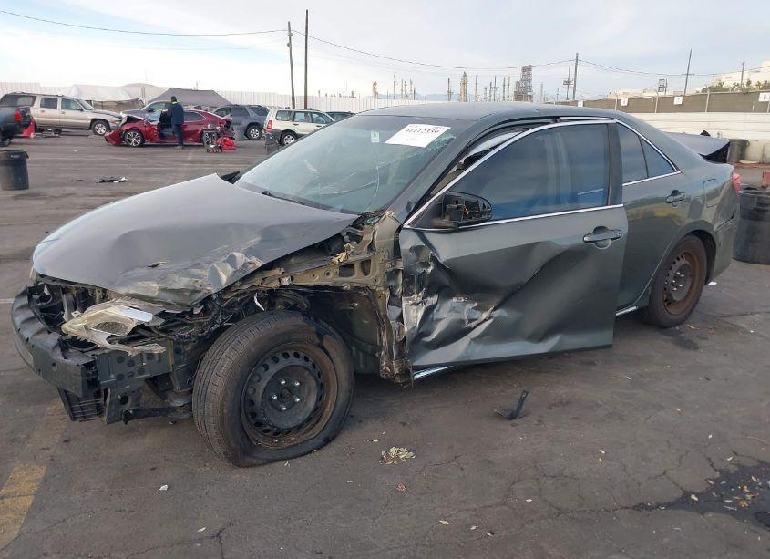 Photo 2 of 2012 Toyota Camry LE (VIN 4T4BF1FKXCR199613)