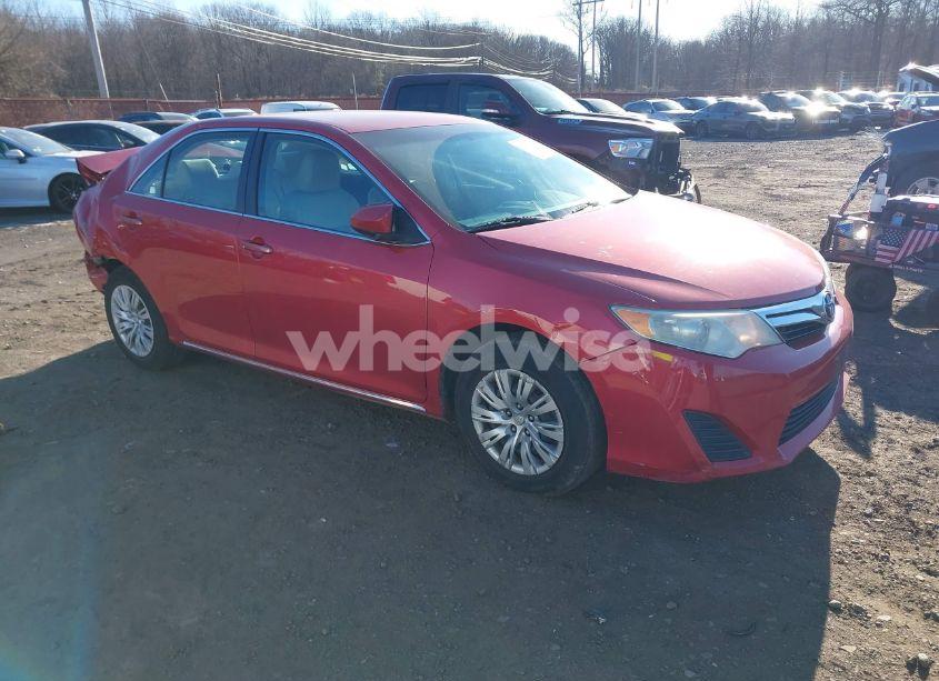 2012 Toyota Camry LE (VIN 4T4BF1FKXCR205863) main photo
