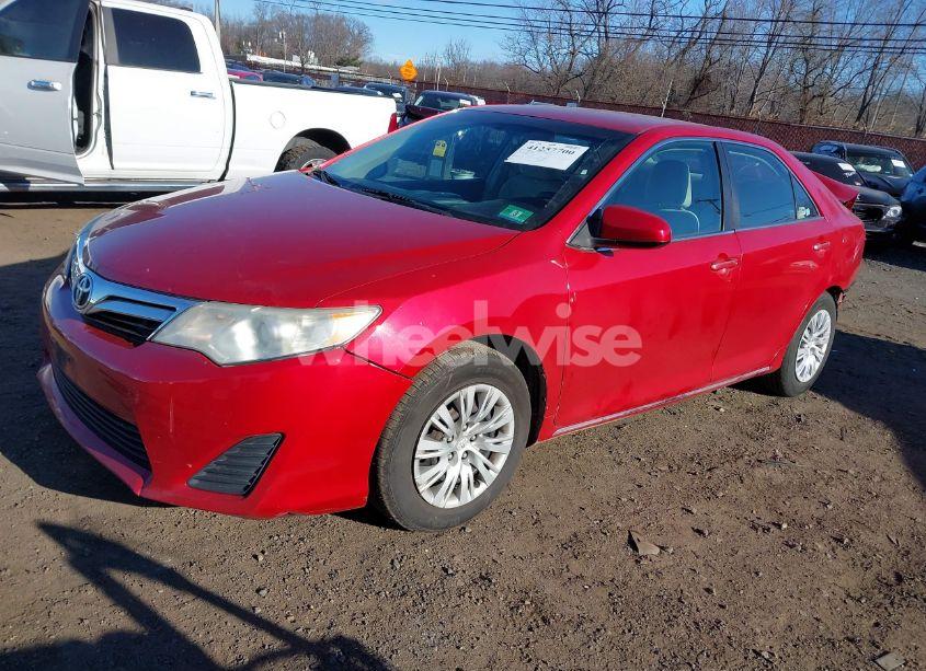 Photo 2 of 2012 Toyota Camry LE (VIN 4T4BF1FKXCR205863)