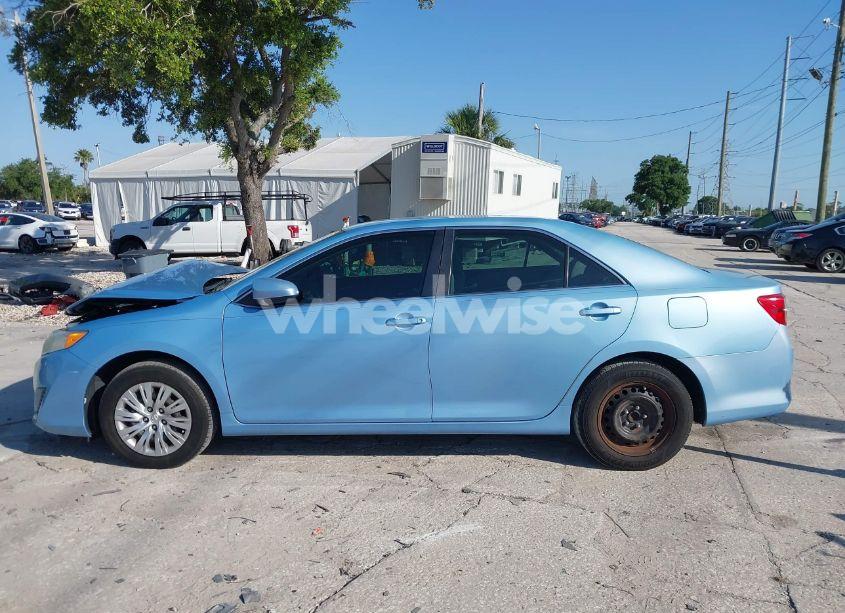 Photo 14 of 2012 Toyota Camry L (VIN 4T4BF1FKXCR210349)