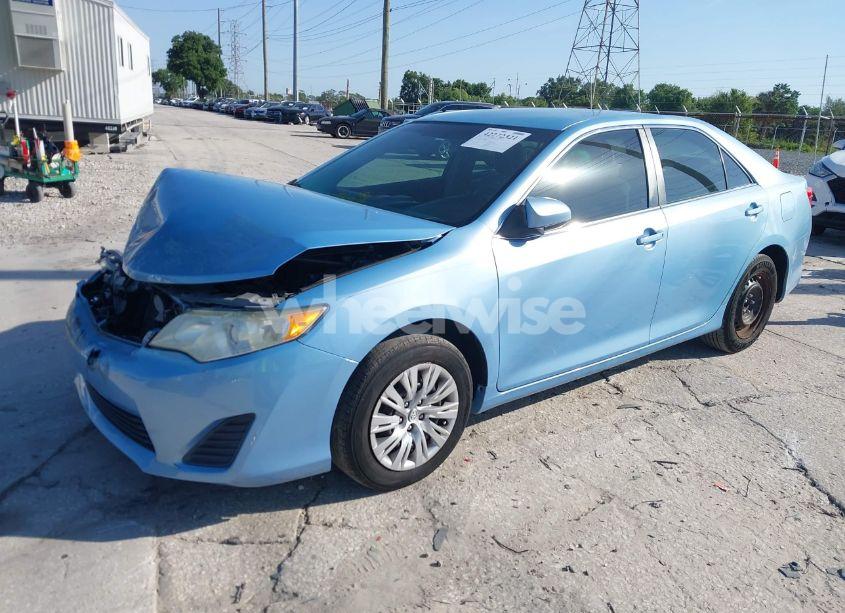 Photo 2 of 2012 Toyota Camry L (VIN 4T4BF1FKXCR210349)