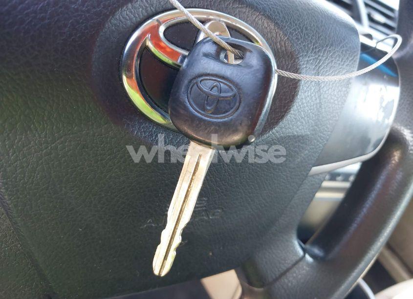 Photo 11 of 2012 Toyota Camry L (VIN 4T4BF1FKXCR212957)