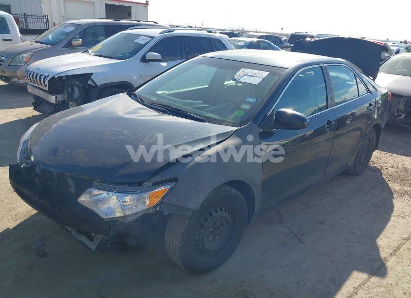 Photo 2 of 2012 Toyota Camry L (VIN 4T4BF1FKXCR212957)
