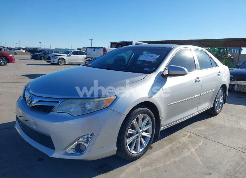 Photo 2 of 2012 Toyota Camry XLE (VIN 4T4BF1FKXCR232187)
