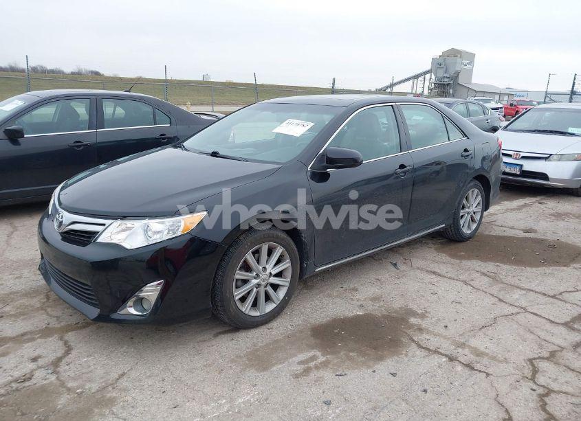 Photo 2 of 2012 Toyota Camry XLE (VIN 4T4BF1FKXCR240645)