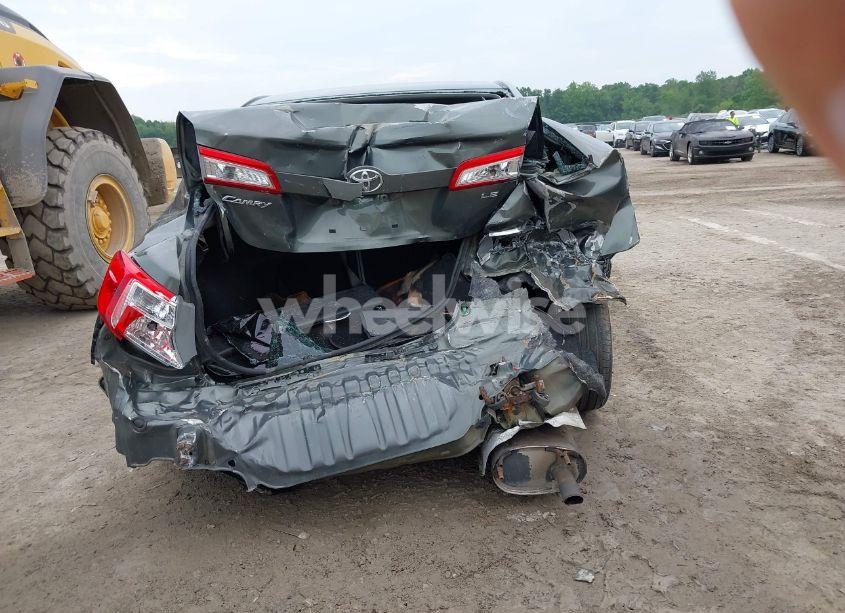 Photo 16 of 2012 Toyota Camry LE (VIN 4T4BF1FKXCR266338)