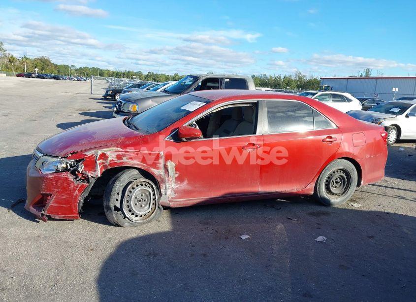 Photo 14 of 2013 Toyota Camry L (VIN 4T4BF1FKXDR284579)