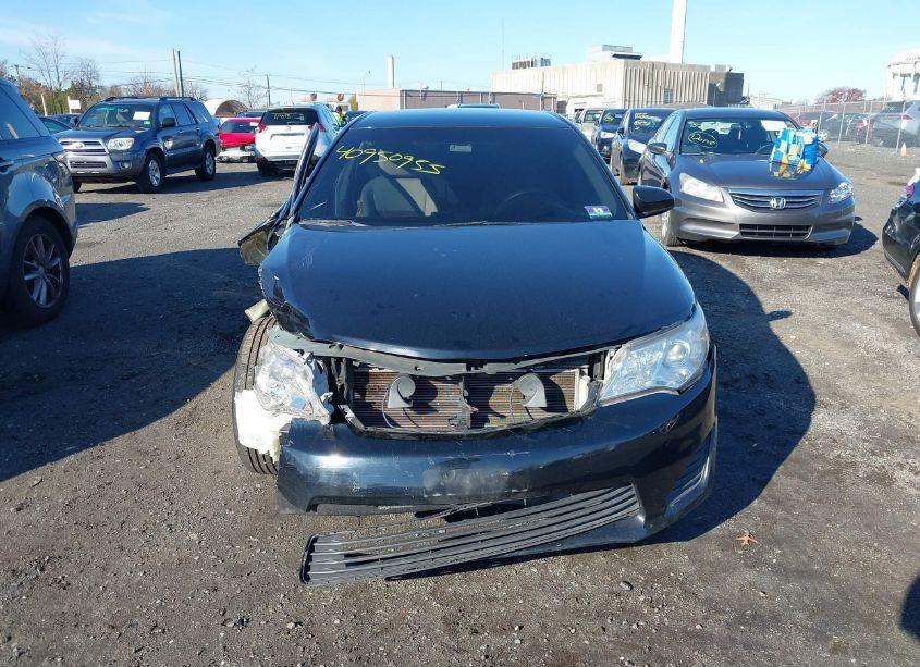 Photo 12 of 2013 Toyota Camry LE (VIN 4T4BF1FKXDR285571)