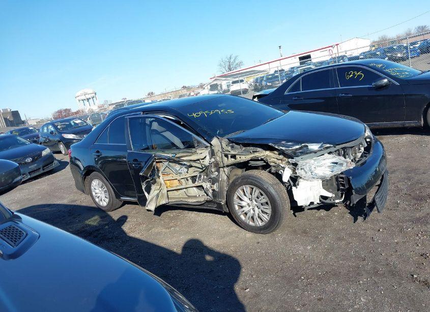 Photo 13 of 2013 Toyota Camry LE (VIN 4T4BF1FKXDR285571)