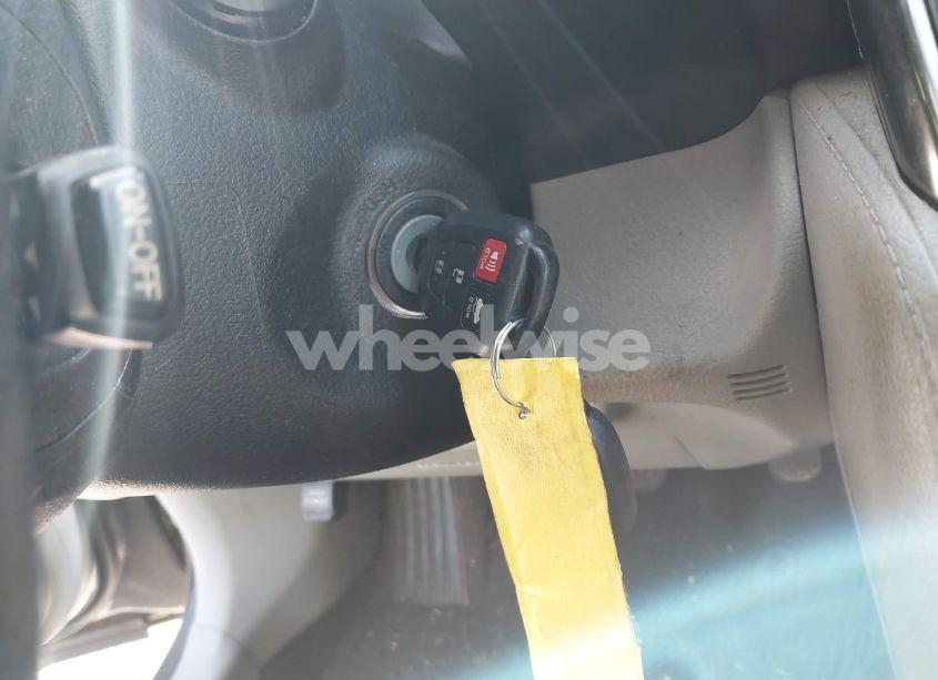 Photo 11 of 2013 Toyota Camry LE (VIN 4T4BF1FKXDR286235)