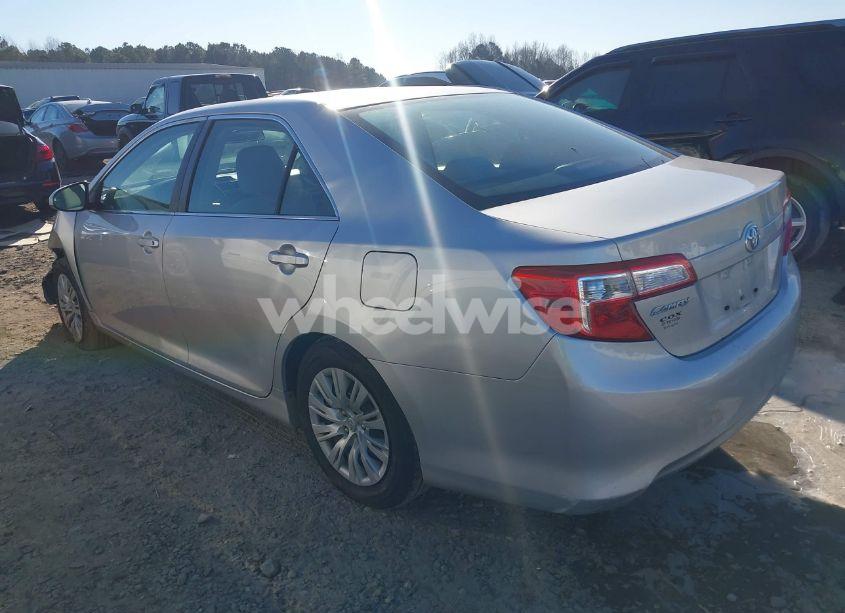 Photo 3 of 2013 Toyota Camry L/SE/LE/XLE (VIN 4T4BF1FKXDR290057)