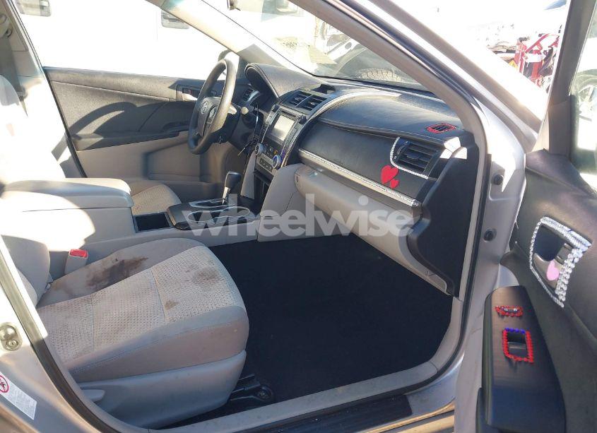 Photo 5 of 2013 Toyota Camry L/SE/LE/XLE (VIN 4T4BF1FKXDR290057)