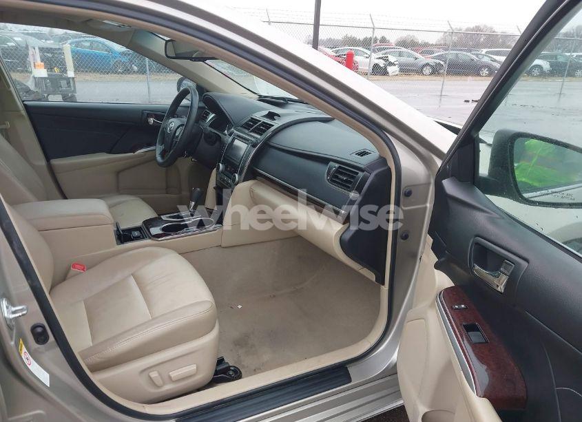 Photo 5 of 2013 Toyota Camry XLE (VIN 4T4BF1FKXDR333490)