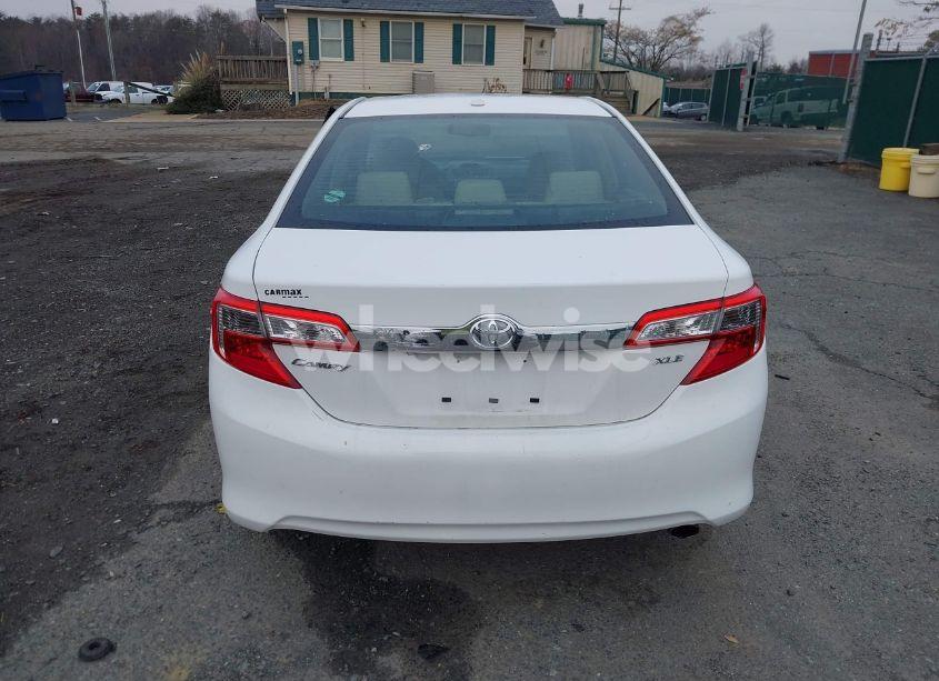 Photo 16 of 2014 Toyota Camry XLE (VIN 4T4BF1FKXER346001)