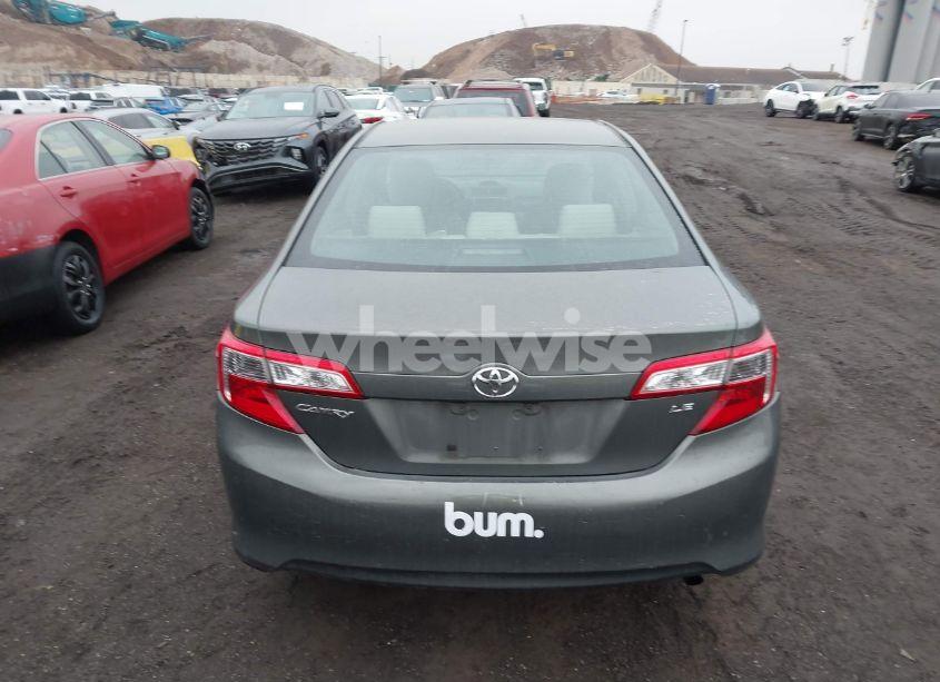 Photo 16 of 2014 Toyota Camry LE (VIN 4T4BF1FKXER346533)