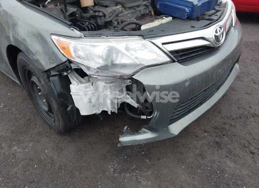 Photo 6 of 2014 Toyota Camry LE (VIN 4T4BF1FKXER346533)