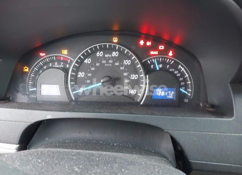 Photo 7 of 2014 Toyota Camry LE (VIN 4T4BF1FKXER346533)