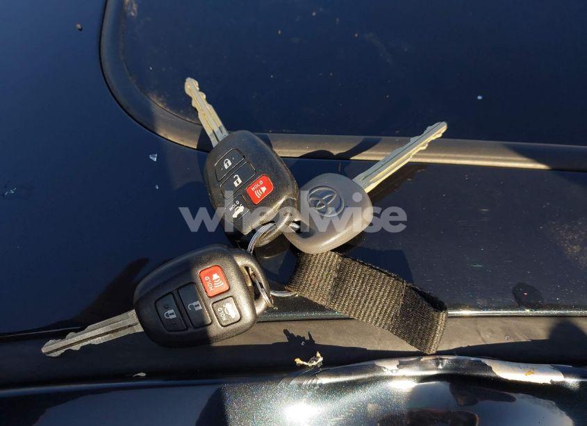 Photo 11 of 2014 Toyota Camry XLE (VIN 4T4BF1FKXER349223)