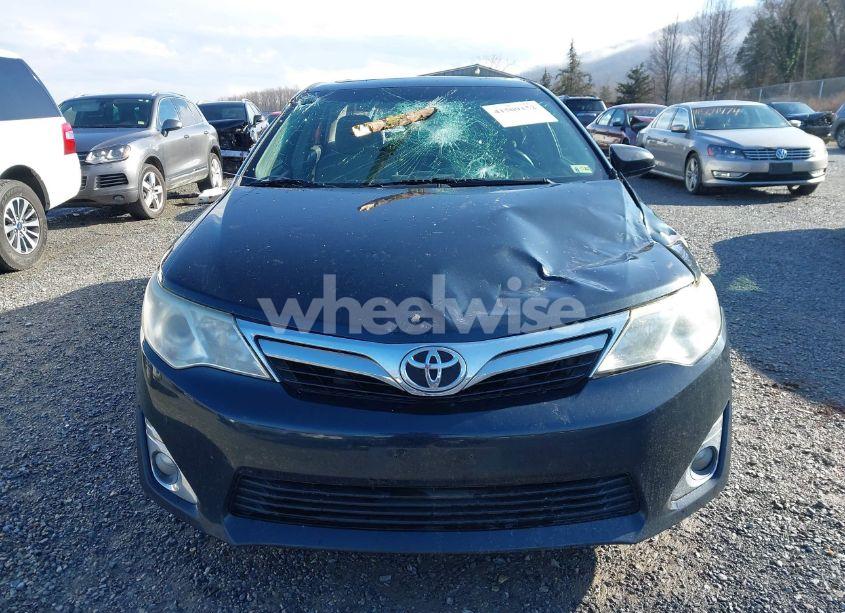 Photo 13 of 2014 Toyota Camry XLE (VIN 4T4BF1FKXER349223)
