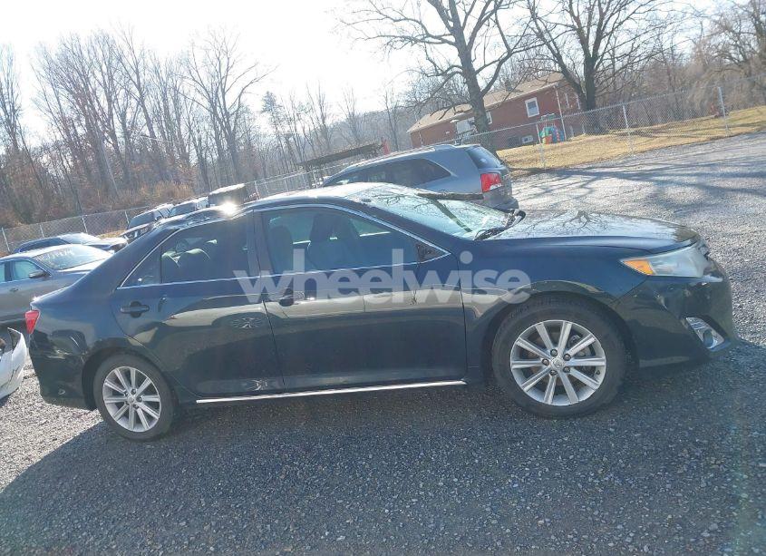Photo 14 of 2014 Toyota Camry XLE (VIN 4T4BF1FKXER349223)