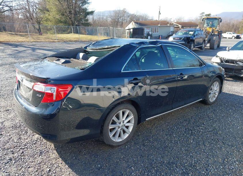 Photo 6 of 2014 Toyota Camry XLE (VIN 4T4BF1FKXER349223)
