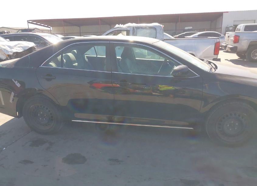 Photo 14 of 2014 Toyota Camry LE (VIN 4T4BF1FKXER356477)