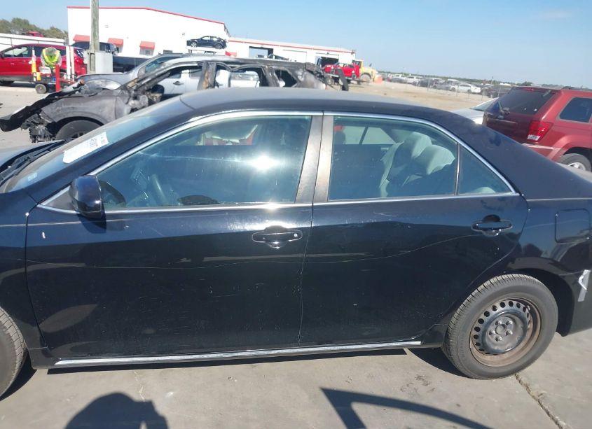 Photo 15 of 2014 Toyota Camry LE (VIN 4T4BF1FKXER356477)