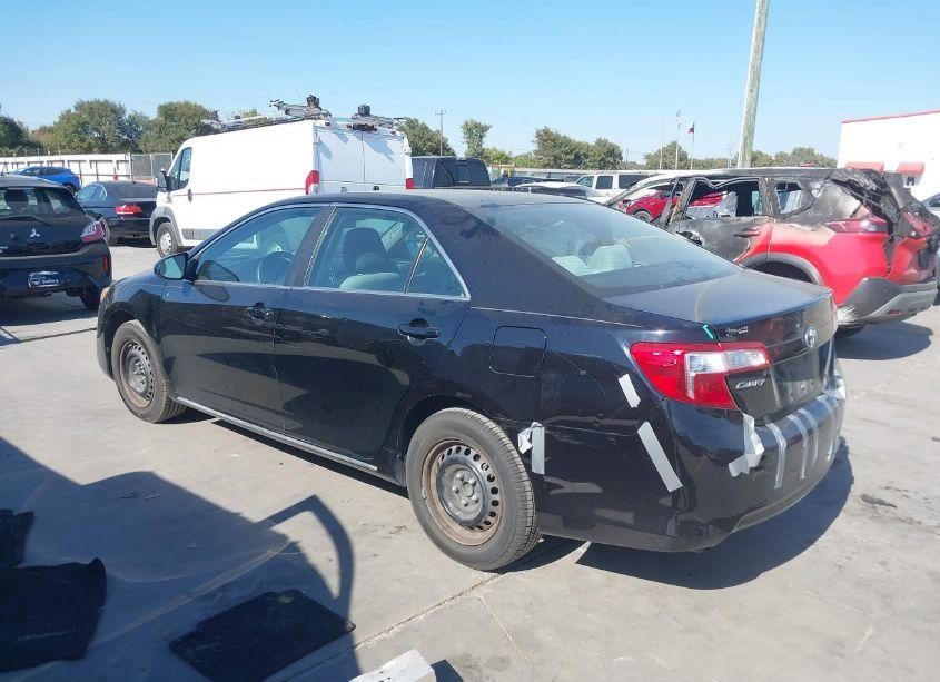 Photo 3 of 2014 Toyota Camry LE (VIN 4T4BF1FKXER356477)