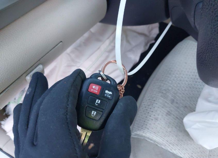 Photo 11 of 2014 Toyota Camry LE (VIN 4T4BF1FKXER366149)