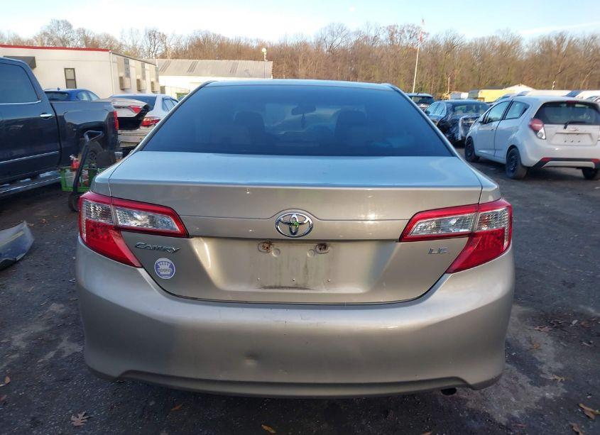 Photo 16 of 2014 Toyota Camry LE (VIN 4T4BF1FKXER366149)