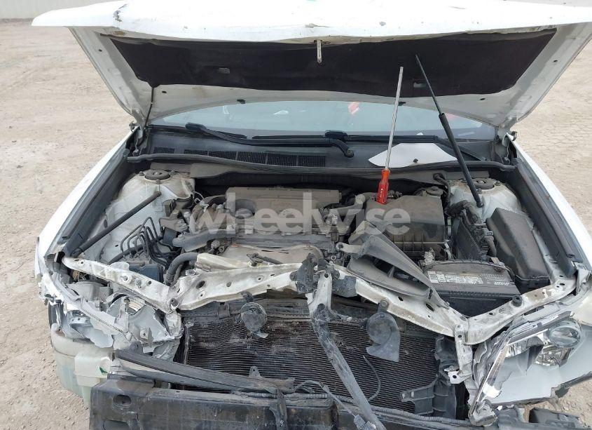 Photo 10 of 2014 Toyota Camry LE (VIN 4T4BF1FKXER383100)