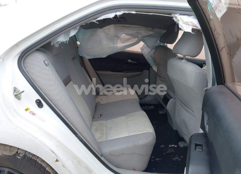 Photo 8 of 2014 Toyota Camry LE (VIN 4T4BF1FKXER383100)