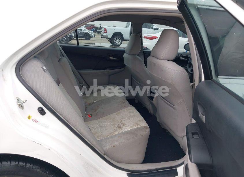 Photo 8 of 2014 Toyota Camry LE (VIN 4T4BF1FKXER397031)