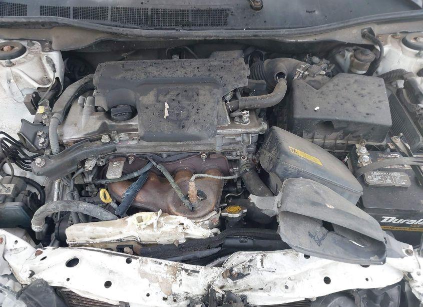 Photo 10 of 2014 Toyota Camry LE (VIN 4T4BF1FKXER402521)