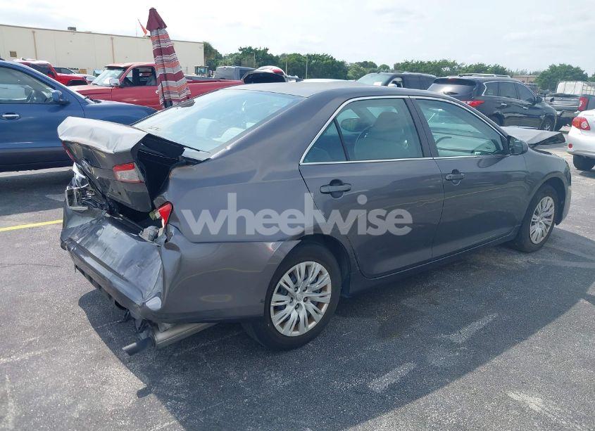 Photo 4 of 2014 Toyota Camry L (VIN 4T4BF1FKXER413082)